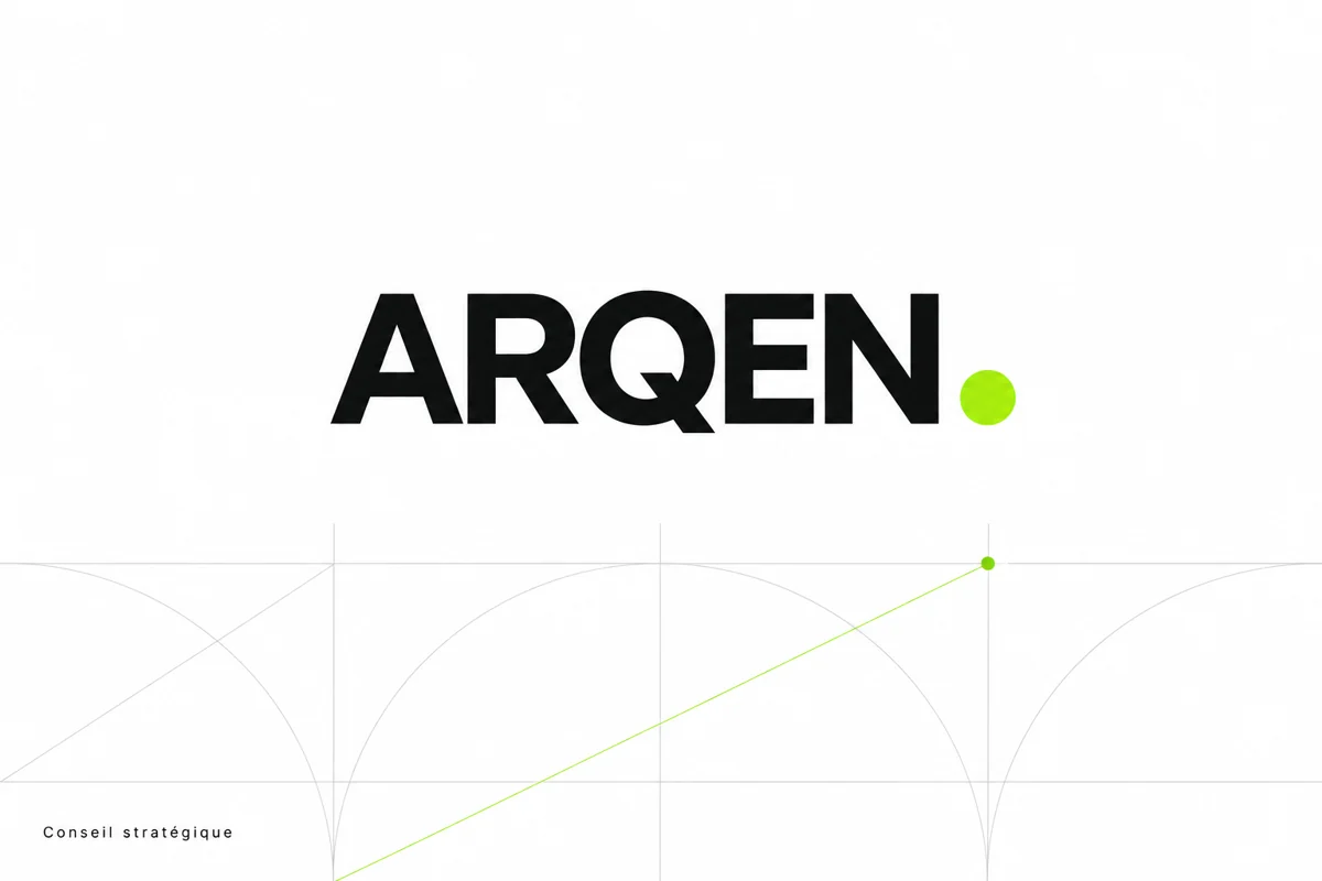 ARQEN — identité typographique noire, point vert et tracés géométriques sur blanc